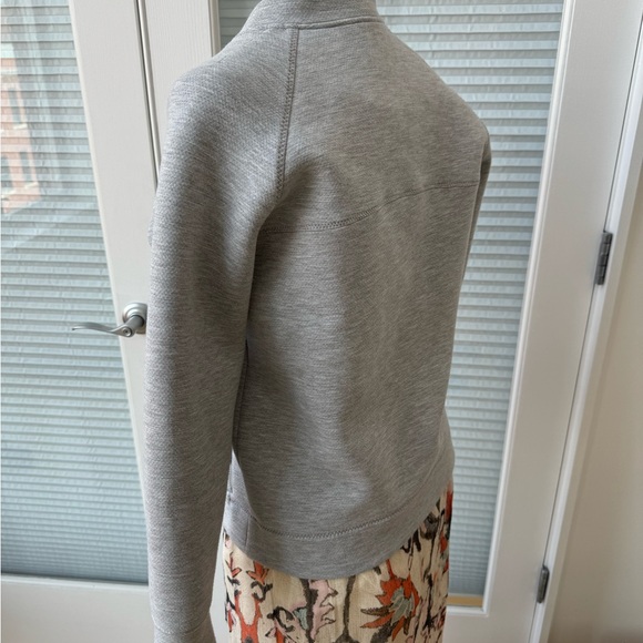 Peach - Picture 6 of 10